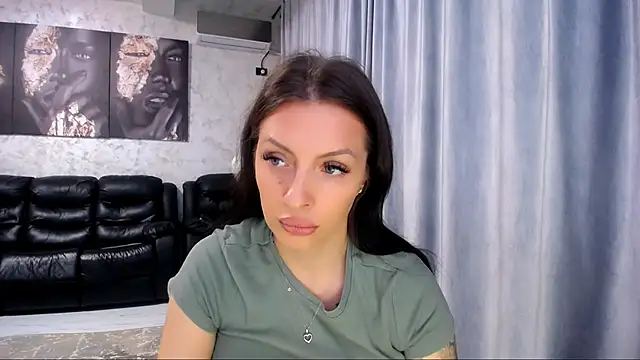 Snapshot of stayhere chatting on 4, 11, 2025 stayhere online show from 4, 11, 2025