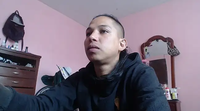 Snapshot of CoreAlejito chatting on 17, 12, 2024 CoreAlejito online show from 17, 12, 2024