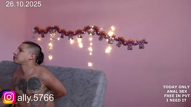 Snapshot of CoreAlejito chatting on 26, 10, 2025 CoreAlejito online show from 26, 10, 2025