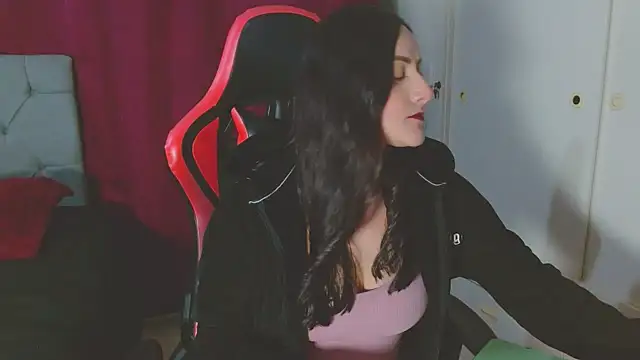 Noamartin  online show from 23, 12, 2025