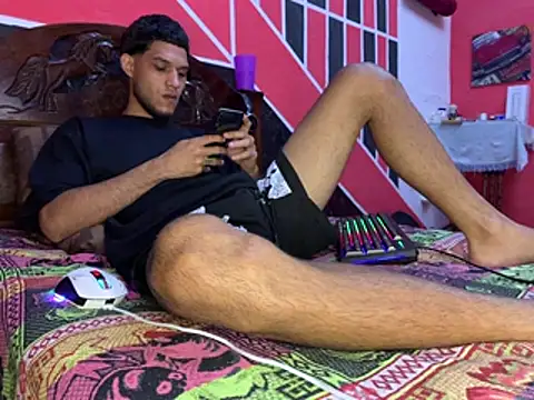 Snapshot of tanned_boy chatting on 6, 5, 2026 tanned boy online show from 6, 5, 2026