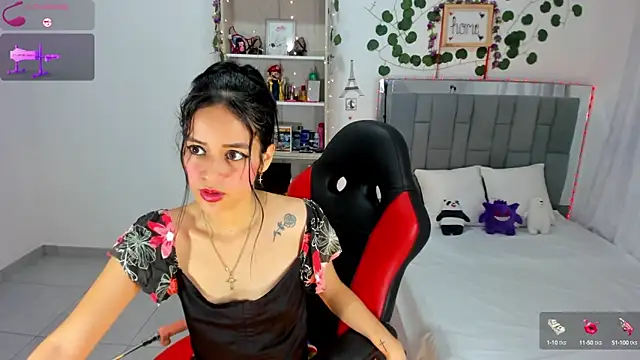 Snapshot of HannaSexyy chatting on 9, 10, 2025 HannaSexyy online show from 9, 10, 2025