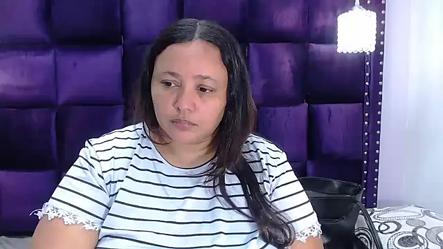 Snapshot of CrushOnMe_ chatting on 7, 11, 2025 CrushOnMe online show from 7, 11, 2025