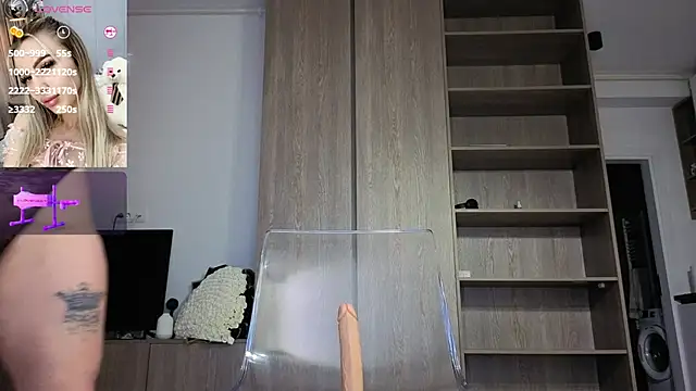 Megan Ros online show from 20, 2, 2026