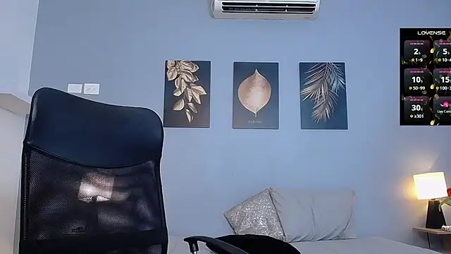 JasmineCampbell  online show from 12, 3, 2025