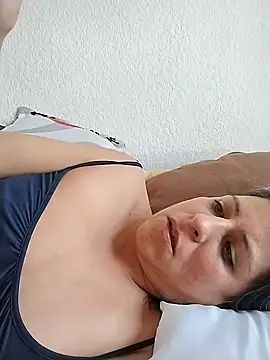 Snapshot of LucifernandaSw chatting on 13, 1, 2025 LucifernandaSw online show from 13, 1, 2025