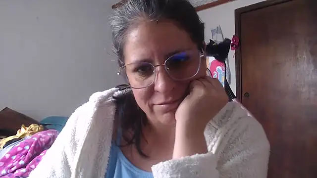Snapshot of LucifernandaSw chatting on 13, 2, 2026 LucifernandaSw online show from 13, 2, 2026