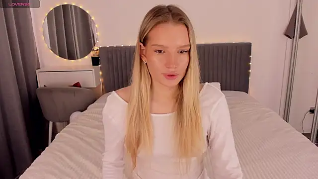 CassieRayss online show from 18, 5, 2026