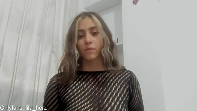 Snapshot of Liherz chatting on 9, 12, 2024 Liherz online show from 9, 12, 2024