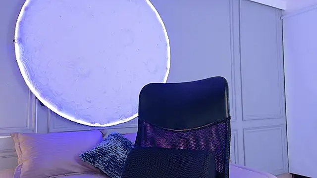 martina duque  online show from 8, 3, 2026