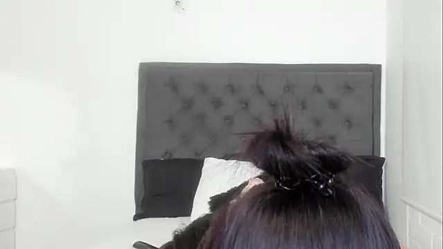 Snapshot of sara_evans02 chatting on 13, 2, 2025 sara evans02 online show from 13, 2, 2025