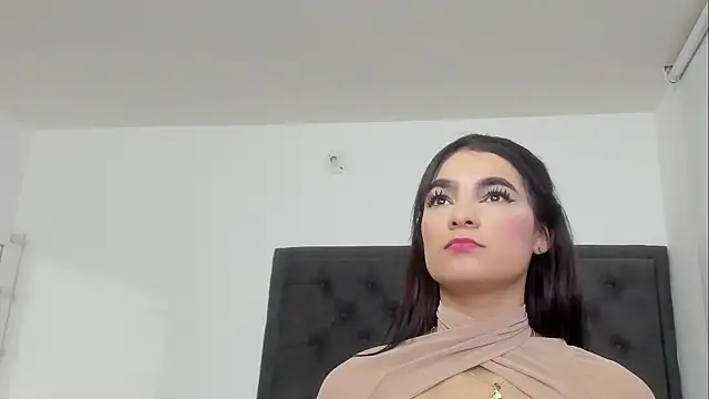 Snapshot of sara_evans02 chatting on 24, 2, 2025 sara evans02 online show from 24, 2, 2025