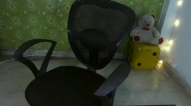 Snapshot of _Redwine_ chatting on 3, 12, 2024 Redwine online show from 3, 12, 2024