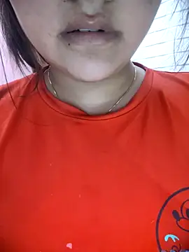 Snapshot of _Redwine_ chatting on 15, 3, 2025 Redwine online show from 15, 3, 2025