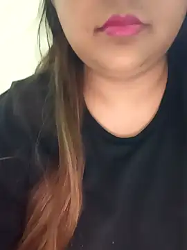 Snapshot of _Redwine_ chatting on 21, 3, 2025 Redwine online show from 21, 3, 2025