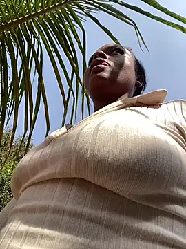 Dellah26 online show from 8, 2, 2025