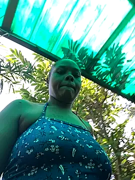 Dellah26 online show from 5, 11, 2025