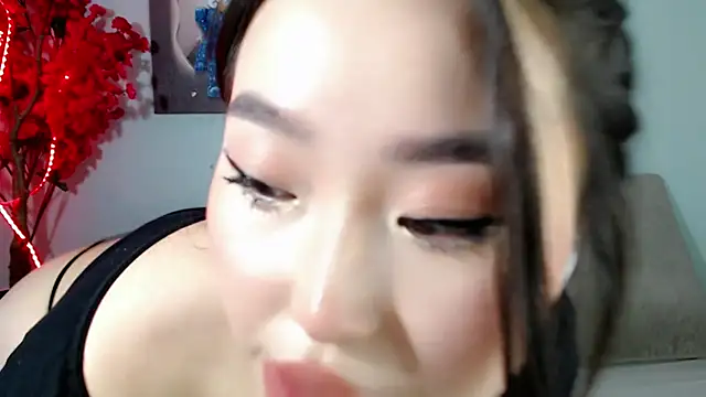 Snapshot of ichiben chatting on 4, 2, 2025 ichiben online show from 4, 2, 2025