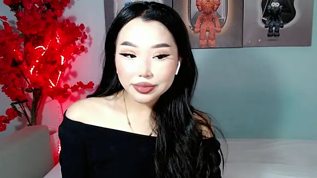 Snapshot of ichiben chatting on 15, 9, 2025 ichiben online show from 15, 9, 2025