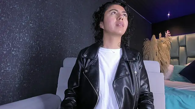 Amareto  online show from 6, 3, 2025