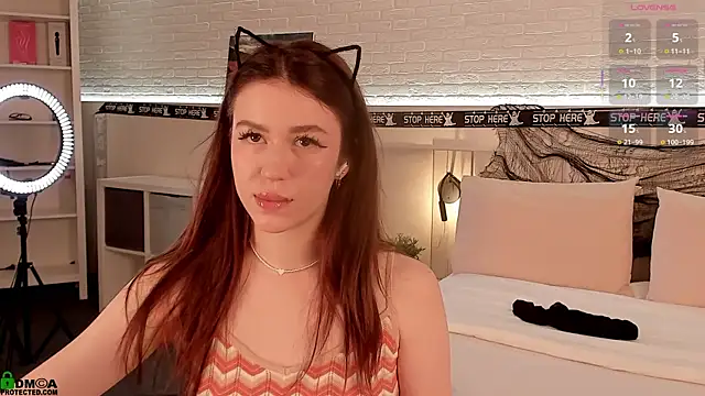 Snapshot of BelovedRuby chatting on 24, 10, 2025 BelovedRuby online show from 24, 10, 2025