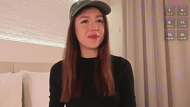 Snapshot of BelovedRuby chatting on 5, 12, 2025 BelovedRuby online show from 5, 12, 2025