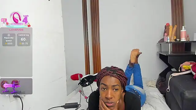 Snapshot of caryn_johnson chatting on 16, 11, 2025 caryn johnson online show from 16, 11, 2025