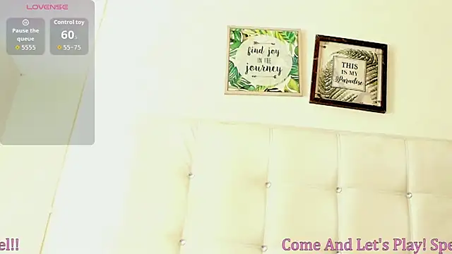 Snapshot of caryn_johnson chatting on 28, 11, 2025 caryn johnson online show from 28, 11, 2025