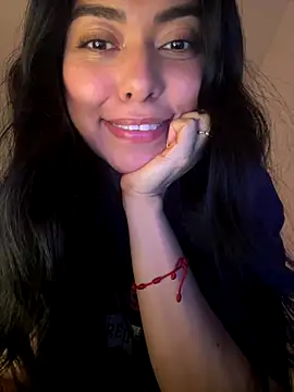 Snapshot of PetitLumiere chatting on 11, 9, 2025 PetitLumiere online show from 11, 9, 2025