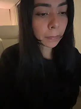 Snapshot of PetitLumiere chatting on 10, 11, 2025 PetitLumiere online show from 10, 11, 2025