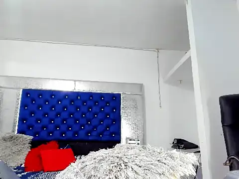 Snapshot of MistressOriana chatting on 28, 12, 2024 MistressOriana online show from 28, 12, 2024