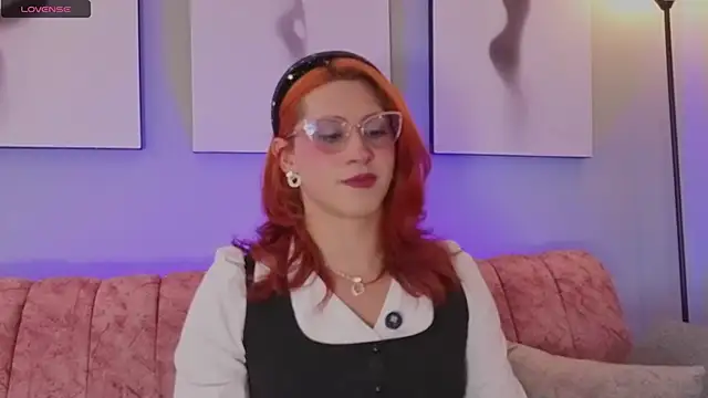 Snapshot of Juliana_Saenzz chatting on 11, 10, 2025 Juliana Saenzz online show from 11, 10, 2025