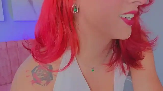 Juliana Saenzz online show from 4, 11, 2025