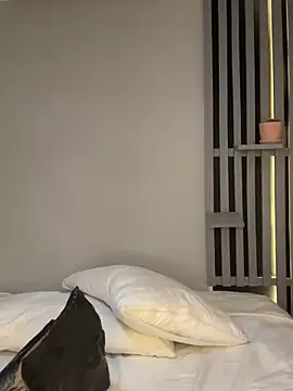 Victoria-And1 online show from 14, 2, 2025