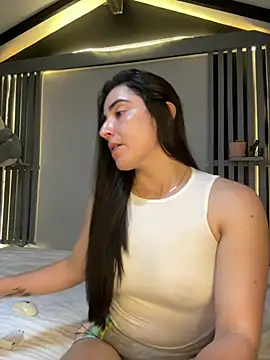 Victoria-And1 online show from 18, 3, 2025