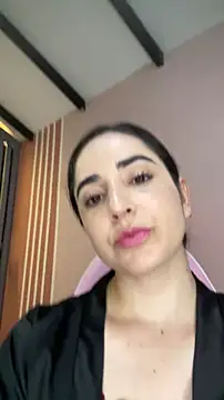 Victoria-And1 online show from 26, 11, 2025