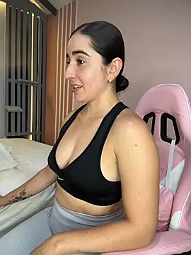 Victoria-And1 online show from 10, 3, 2026