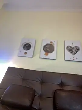 AleezaFrench online show from 23, 2, 2025