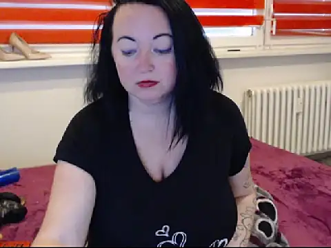 Snapshot of Alexie33 chatting on 11, 2, 2025 Alexie33 online show from 11, 2, 2025