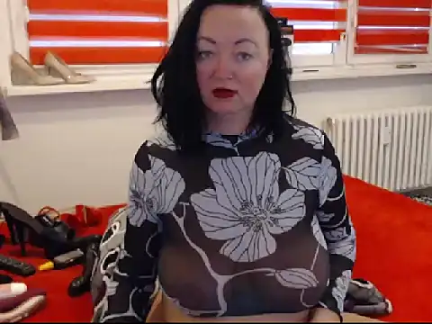 Snapshot of Alexie33 chatting on 28, 2, 2025 Alexie33 online show from 28, 2, 2025