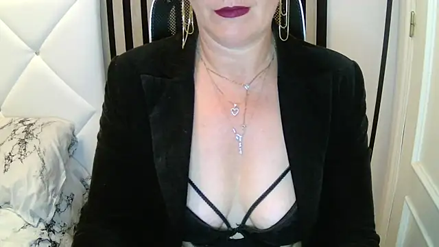 xxNoeliaxx online show from 15, 12, 2025