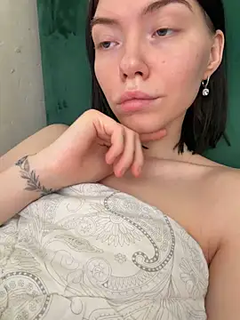 Lisaaa Alisa online show from 15, 3, 2026