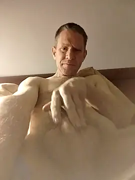 Snapshot of Blondinet92 chatting on 25, 11, 2025 Blondinet92 online show from 25, 11, 2025