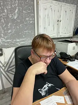 Snapshot of Klio5678 chatting on 18, 12, 2025 Klio5678 online show from 18, 12, 2025