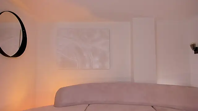 DominiqueVega online show from 24, 12, 2024