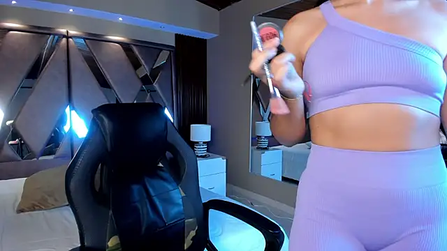 Snapshot of carina_rossi chatting on 22, 1, 2025 carina rossi online show from 22, 1, 2025