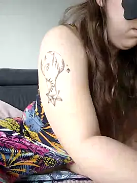 Snapshot of FrancaiseLynne chatting on 27, 1, 2025 FrancaiseLynne online show from 27, 1, 2025