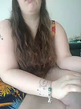 Snapshot of FrancaiseLynne chatting on 16, 2, 2025 FrancaiseLynne online show from 16, 2, 2025