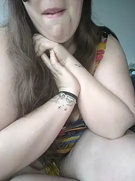 Snapshot of FrancaiseLynne chatting on 16, 2, 2025 FrancaiseLynne online show from 16, 2, 2025