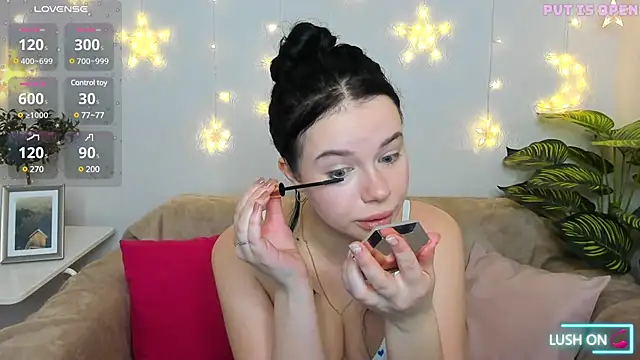 Snapshot of Lori__Hell chatting on 26, 2, 2025 Lori Hell online show from 26, 2, 2025